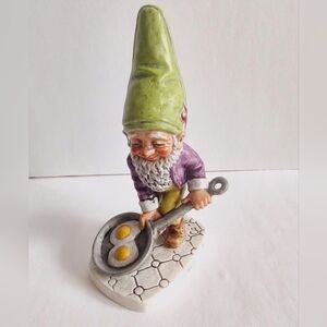 Goebel Vintage Gnome Well 503 Co Boy Bit The Bachelor Frying Eggs Figurine 1970